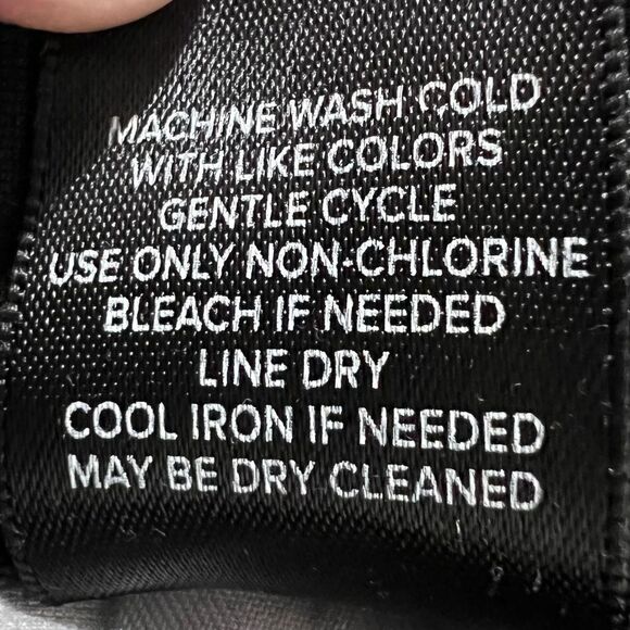 Torrid Lip Print Pixie Pant - Picture 11 of 13